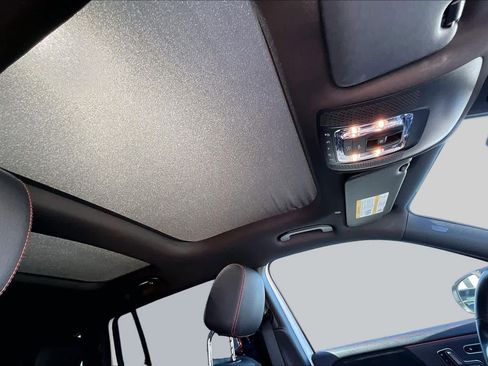 Used 2023 Mercedes-Benz GLB 250 4MATIC image 13