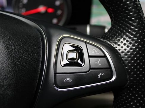 Used 2018 Mercedes-Benz E 300 4MATIC w/ Premium 1 Package image 22