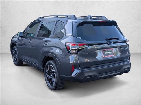 Used 2026 Subaru Forester Premium AWD/4WD image 8