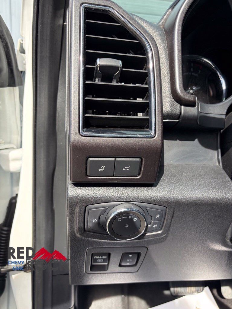 Used 2020 Ford Expedition Max Limited w/ Equipment Group 302A AWD/4WD image 18