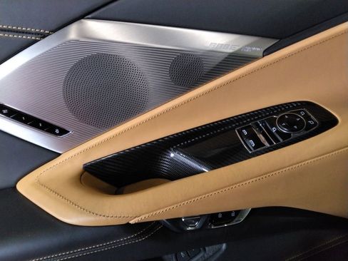 Used 2020 Chevrolet Corvette Stingray Premium Cpe w/ 3LT image 27