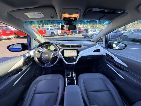 Used 2019 Chevrolet Bolt Premier w/ Infotainment Package image 13