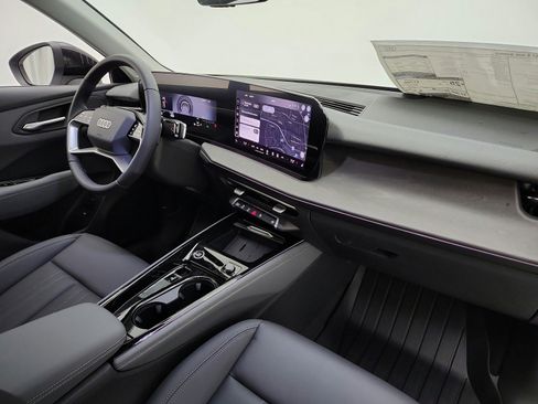 New 2026 Audi Q3 quattro 2.0T AWD/4WD image 14