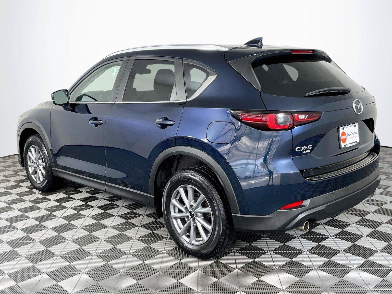 Used 2023 MAZDA CX-5 AWD 2.5 S w/ Select Package image 6