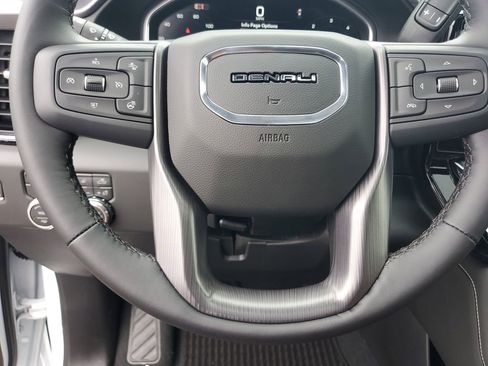 New 2026 GMC Sierra 2500 Denali Ultimate w/ Max Trailering Package AWD/4WD image 13
