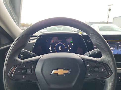 Certified 2024 Chevrolet Trax LT image 18