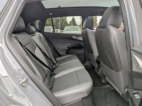 Certified 2023 Volkswagen ID.4 Pro S RWD image 32
