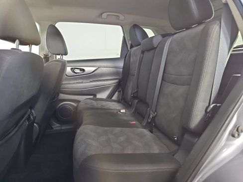 Used 2016 Nissan Rogue SV AWD/4WD image 13
