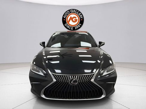 Used 2021 Lexus ES 350 w/ Premium Package FWD image 2