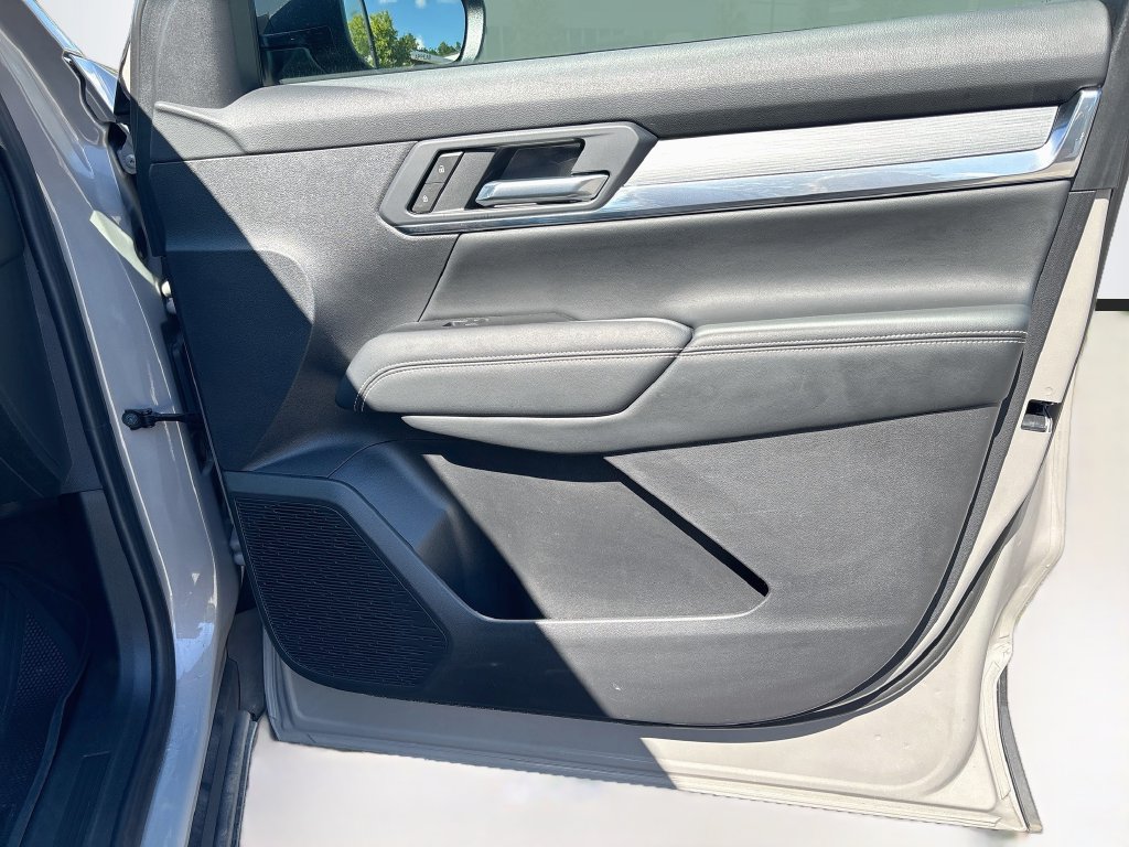 Used 2026 GMC Terrain Elevation w/ LPO, Floor Liner Package FWD image 22