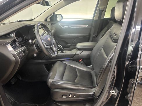 Used 2019 Cadillac XT5 Luxury AWD/4WD image 7