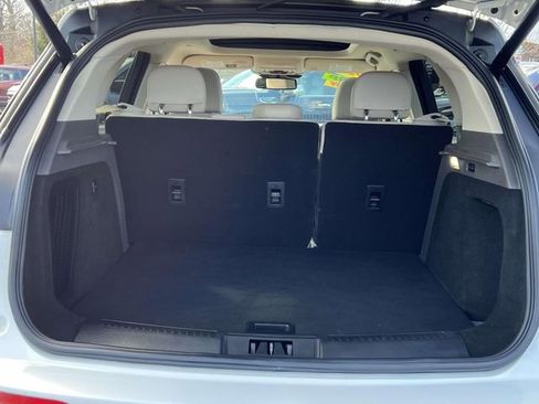 Certified 2022 Lincoln Corsair AWD w/ Premium Package image 8