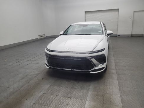 Used 2025 Hyundai Sonata SEL FWD image 15