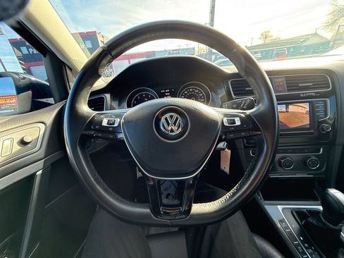 Used 2019 Volkswagen Golf Alltrack S AWD/4WD image 25