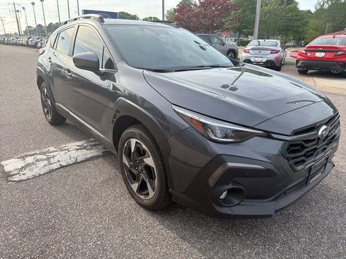 Used 2024 Subaru Crosstrek 2.5i Limited w/ Crosstrek Mirror Package image 4