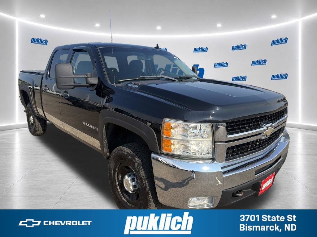 Used 2007 Chevrolet Silverado 2500 LT w/ 1LT Convenience Package AWD/4WD image 3