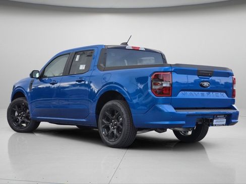 New 2025 Ford Maverick Lobo image 17