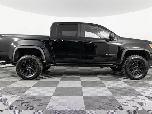 Used 2018 Chevrolet Colorado ZR2 w/ ZR2 Midnight Special Edition image 9
