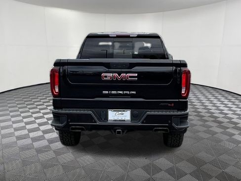 Used 2022 GMC Sierra 1500 AT4 w/ AT4 Carbonpro Edition image 5