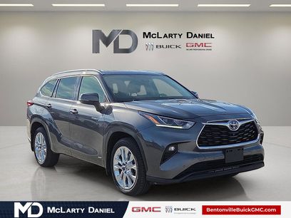 Used 2021 Toyota Highlander Limited