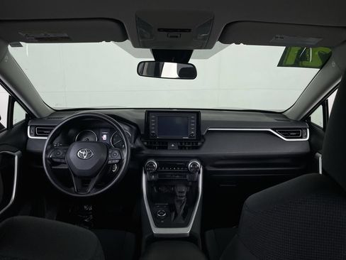 Used 2021 Toyota RAV4 LE AWD/4WD image 26