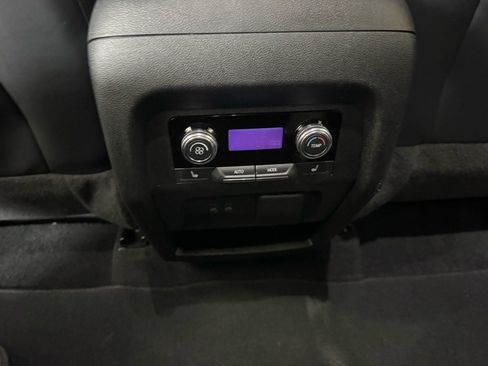 Used 2024 GMC Acadia Elevation w/ Black Edition image 11