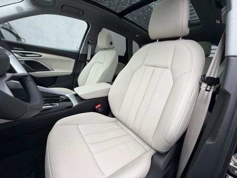 New 2025 Audi Q5 Premium Plus AWD/4WD image 13