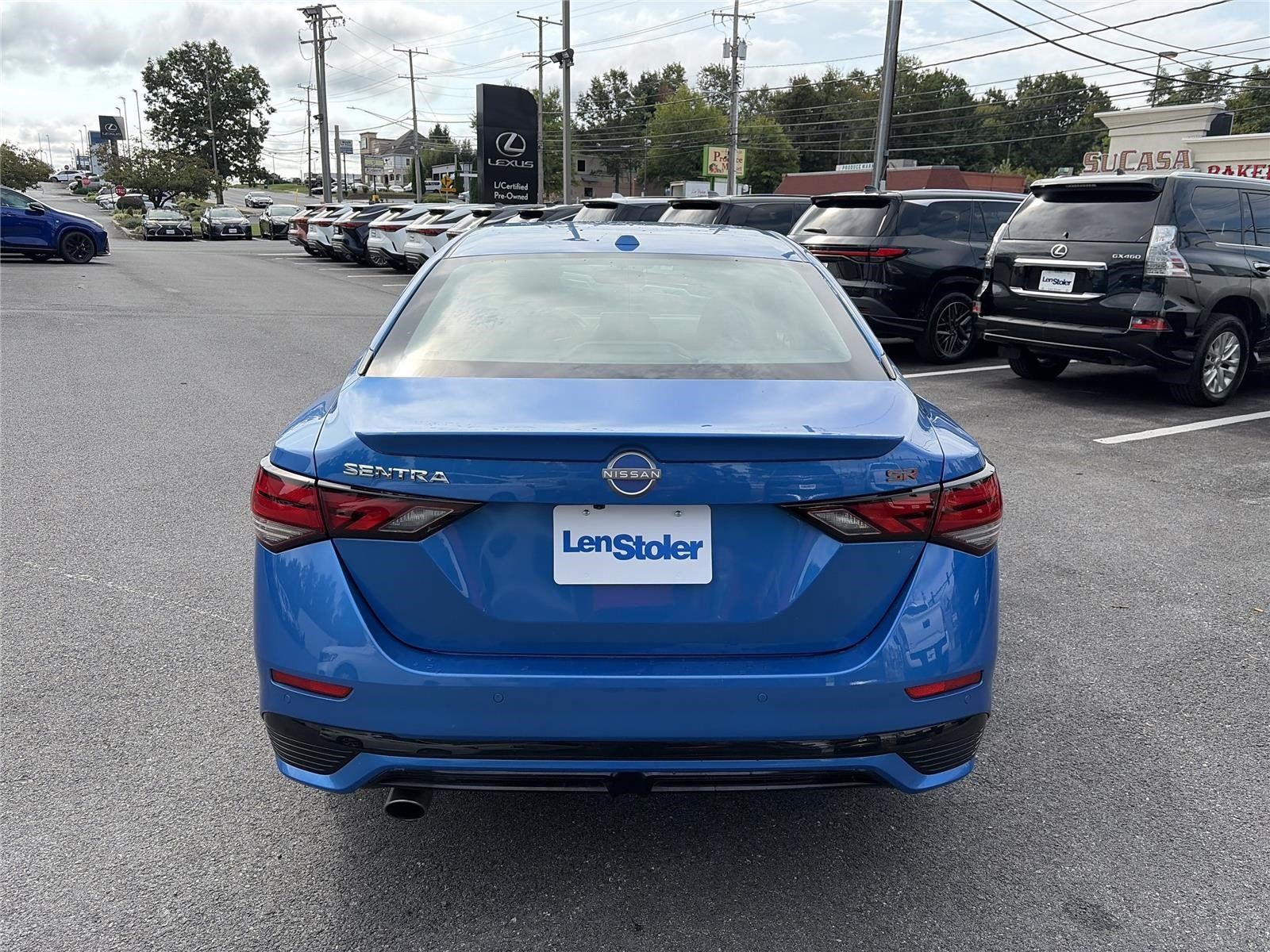 Used 2025 Nissan Sentra SR FWD image 4