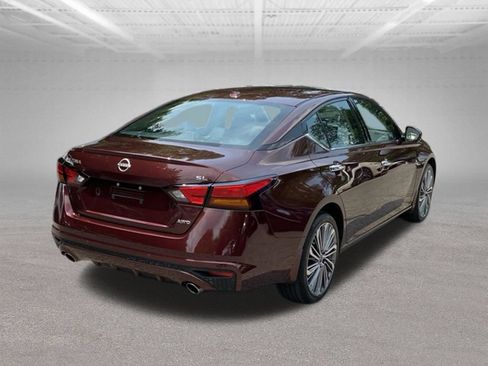 Used 2025 Nissan Altima 2.5 SL AWD/4WD image 5