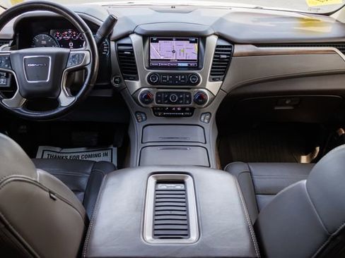 Used 2018 GMC Yukon Denali w/ Open Road Package AWD/4WD image 22