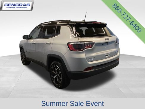 Certified 2025 Jeep Compass Limited AWD/4WD image 5