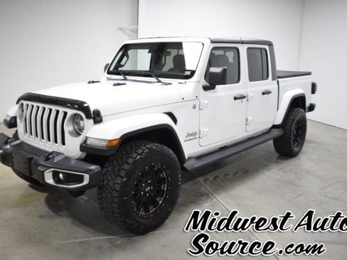Used 2020 Jeep Gladiator Overland image 1