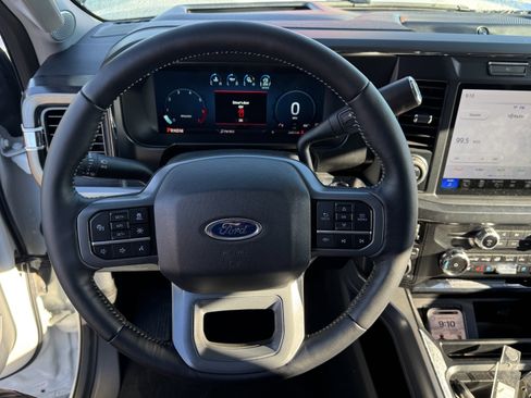 Used 2024 Ford F250 Lariat w/ Lariat Ultimate Package image 17