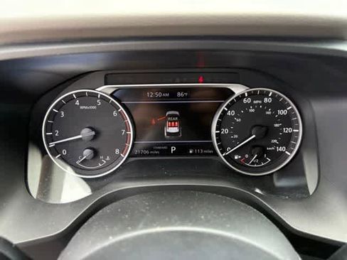 Used 2023 Nissan Rogue SV FWD image 15