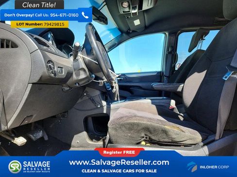Used 2015 Dodge Grand Caravan SXT w/ Blacktop Package FWD image 9