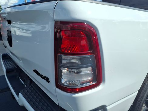 Used 2022 RAM 1500 Big Horn w/ Night Edition AWD/4WD image 13