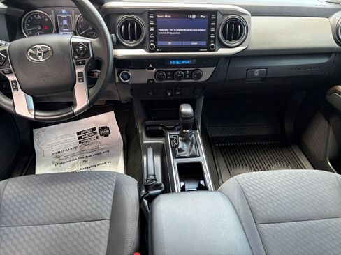 Used 2023 Toyota Tacoma SR5 RWD image 10