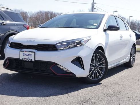 Used 2024 Kia Forte GT-Line image 2