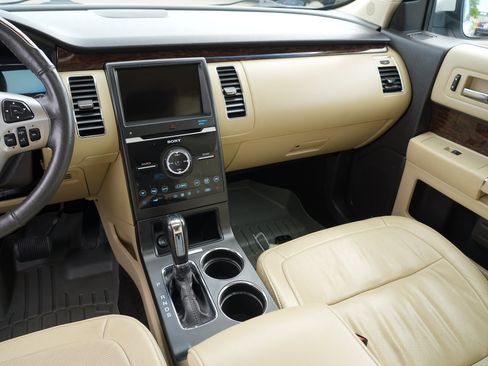 Used 2019 Ford Flex Limited w/ Equipment Group 303A AWD/4WD image 22