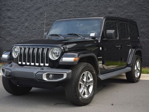 Used 2020 Jeep Wrangler Unlimited Sahara AWD/4WD image 41