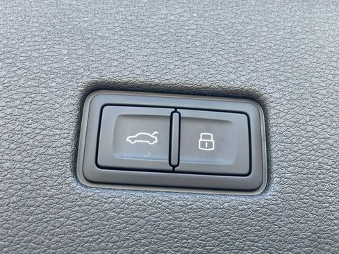 Certified 2026 Audi Q8 Premium Plus AWD/4WD image 11
