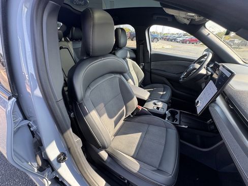 Certified 2024 Ford Mustang Mach-E GT image 23