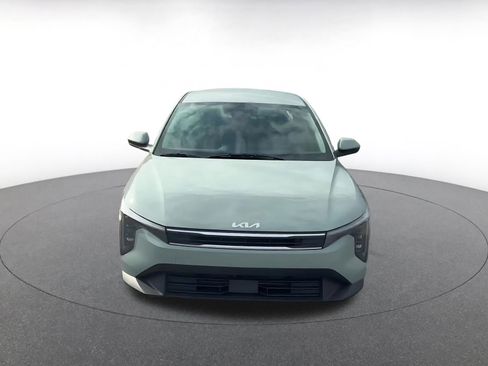Used 2025 Kia K4 LXS image 4