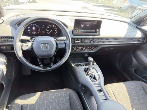 Used 2025 Honda HR-V Sport image 7