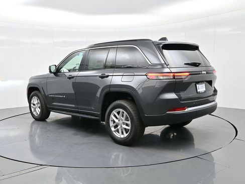 New 2025 Jeep Grand Cherokee Laredo X image 9