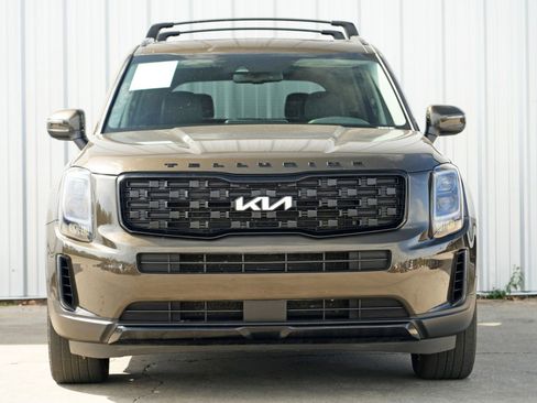 Used 2022 Kia Telluride EX w/ EX Premium Package image 6