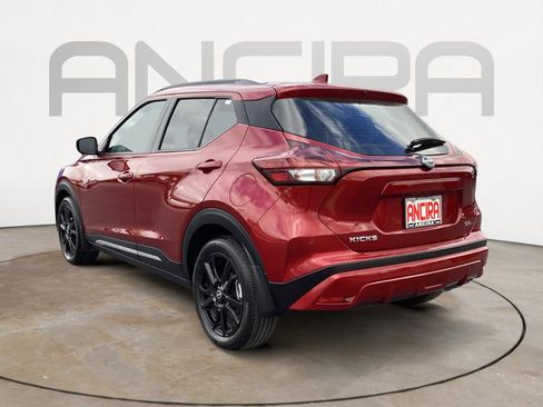 Used 2023 Nissan Kicks SR w/ Interior Electronics Package image 12