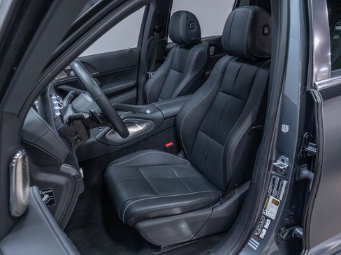 Used 2022 Mercedes-Benz Maybach GLS 600 4MATIC image 8