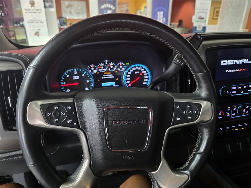 Used 2017 GMC Sierra 1500 Denali AWD/4WD image 32
