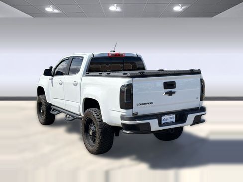 Used 2016 Chevrolet Colorado LT w/ LT Convenience Package image 3